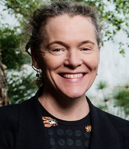 Louise Emmet